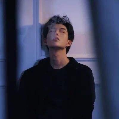 皇冠体育下裁截图